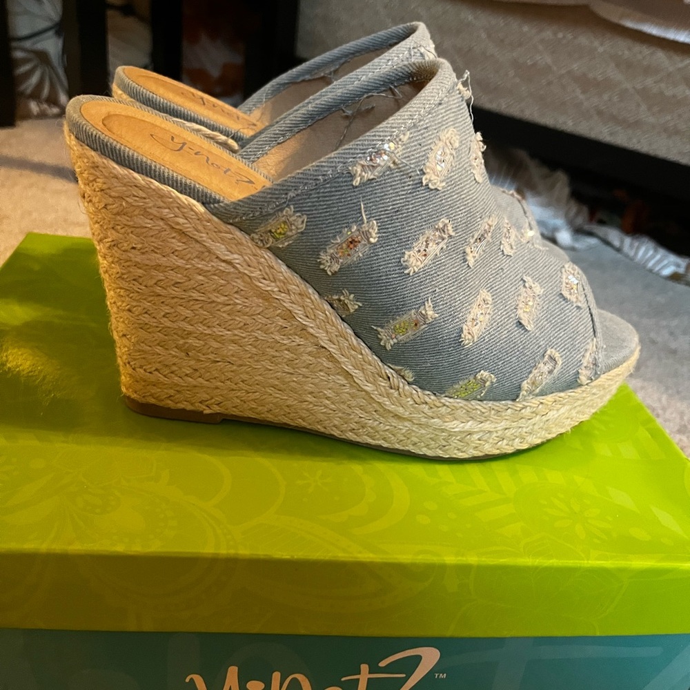 Distressed denim wedges!